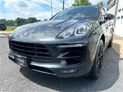 2017 Porsche Macan 