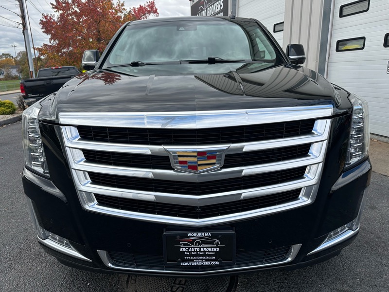 Cadillac Escalade Luxury 4WD 2018 Cadillac Escalade Luxury 4WD 2018