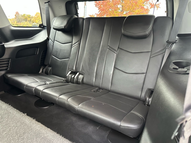 Cadillac Escalade Luxury 4WD 2018 Cadillac Escalade Luxury 4WD 2018