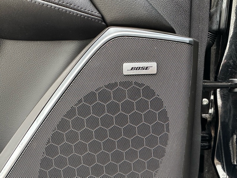 Cadillac Escalade Luxury 4WD 2018 Cadillac Escalade Luxury 4WD 2018