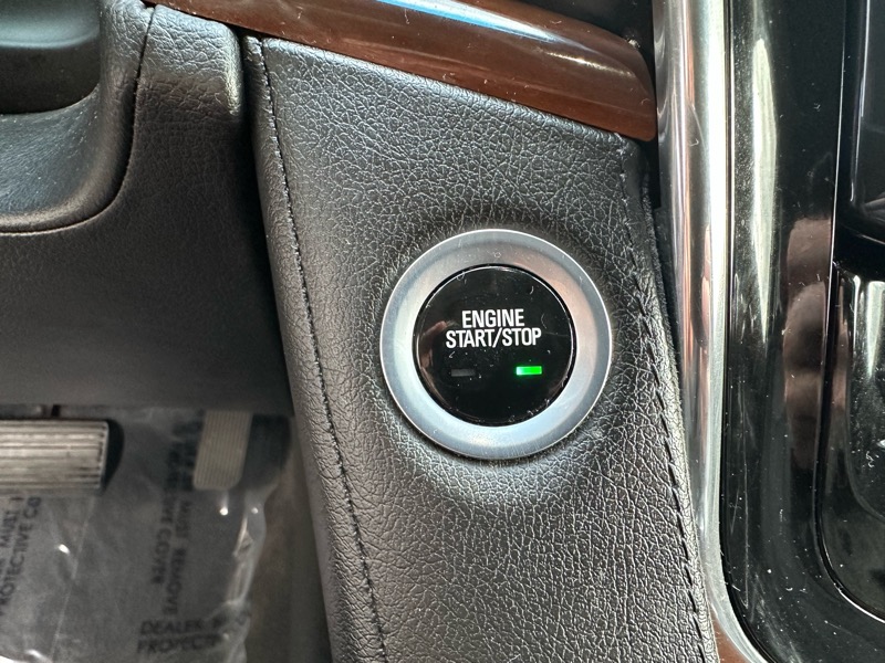 Cadillac Escalade Luxury 4WD 2018 Cadillac Escalade Luxury 4WD 2018