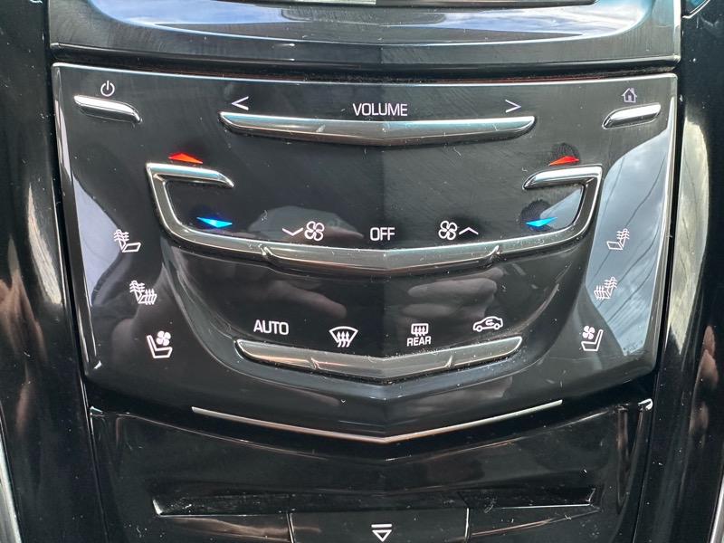 Cadillac Escalade Luxury 4WD 2018 Cadillac Escalade Luxury 4WD 2018