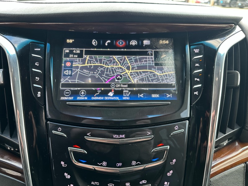 Cadillac Escalade Luxury 4WD 2018 Cadillac Escalade Luxury 4WD 2018