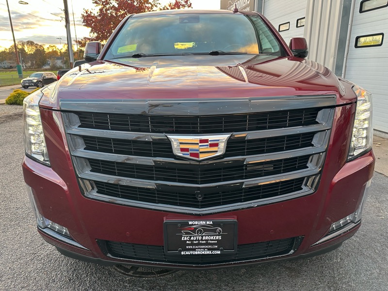 Cadillac Escalade Luxury 4WD 2020 Cadillac Escalade Luxury 4WD 2020
