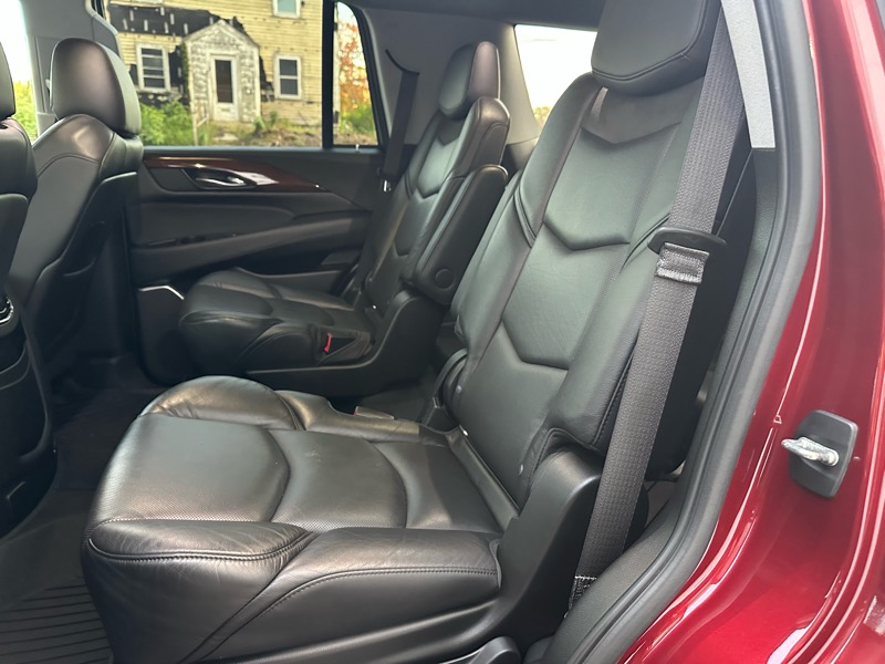 Cadillac Escalade Luxury 4WD 2020 Cadillac Escalade Luxury 4WD 2020
