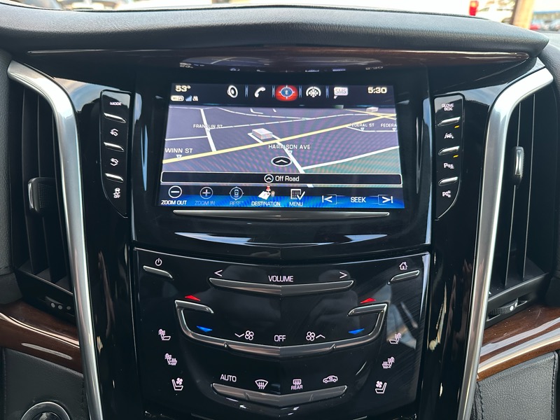 Cadillac Escalade Luxury 4WD 2020 Cadillac Escalade Luxury 4WD 2020