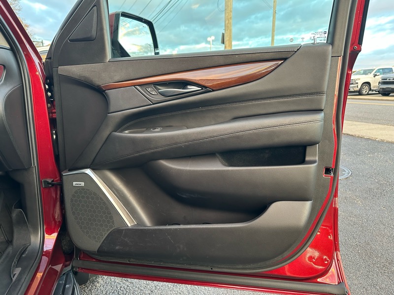 Cadillac Escalade Luxury 4WD 2020 Cadillac Escalade Luxury 4WD 2020