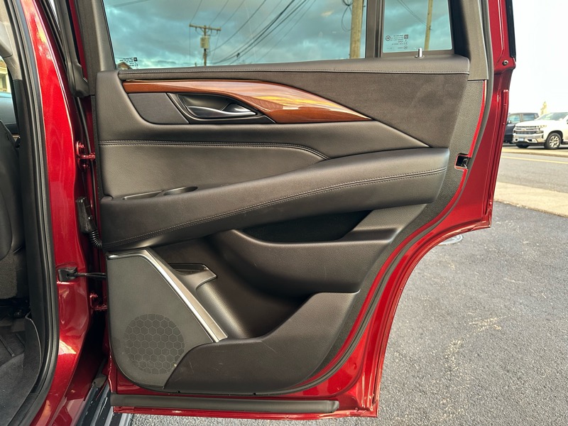 Cadillac Escalade Luxury 4WD 2020 Cadillac Escalade Luxury 4WD 2020