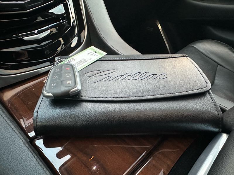 Cadillac Escalade Luxury 4WD 2020 Cadillac Escalade Luxury 4WD 2020