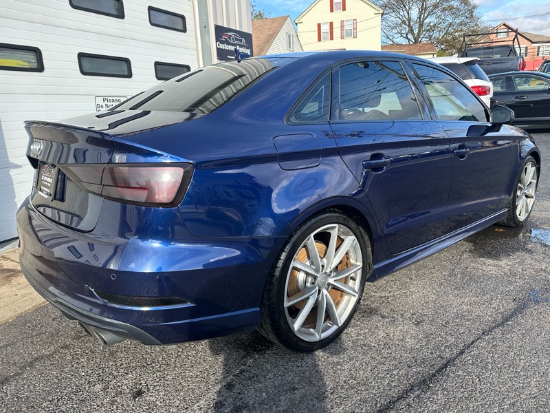 Audi S3 2.0T Premium Plus quattro 2017 Audi S3 2.0T Premium Plus quattro 2017