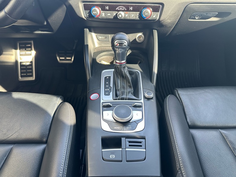 Audi S3 2.0T Premium Plus quattro 2017 Audi S3 2.0T Premium Plus quattro 2017