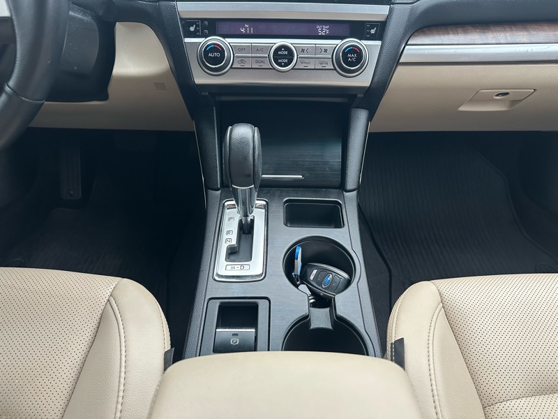 Subaru Outback 2.5i Limited 2016 Subaru Outback 2.5i Limited 2016