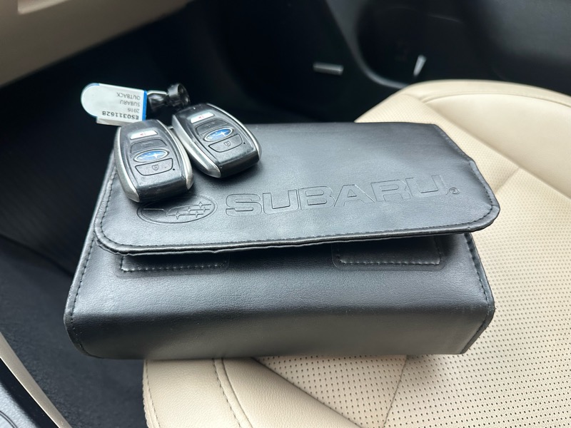 Subaru Outback 2.5i Limited 2016 Subaru Outback 2.5i Limited 2016