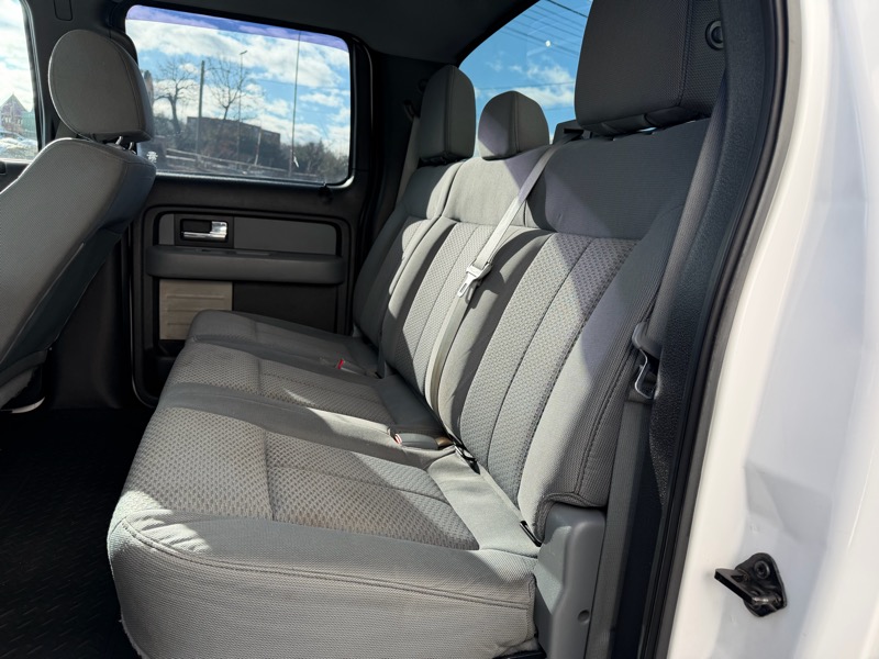 Ford F-150 STX SuperCrew 4WD 2014