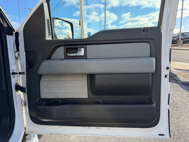 Ford F-150 STX SuperCrew 4WD 2014