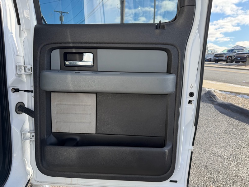 Ford F-150 STX SuperCrew 4WD 2014