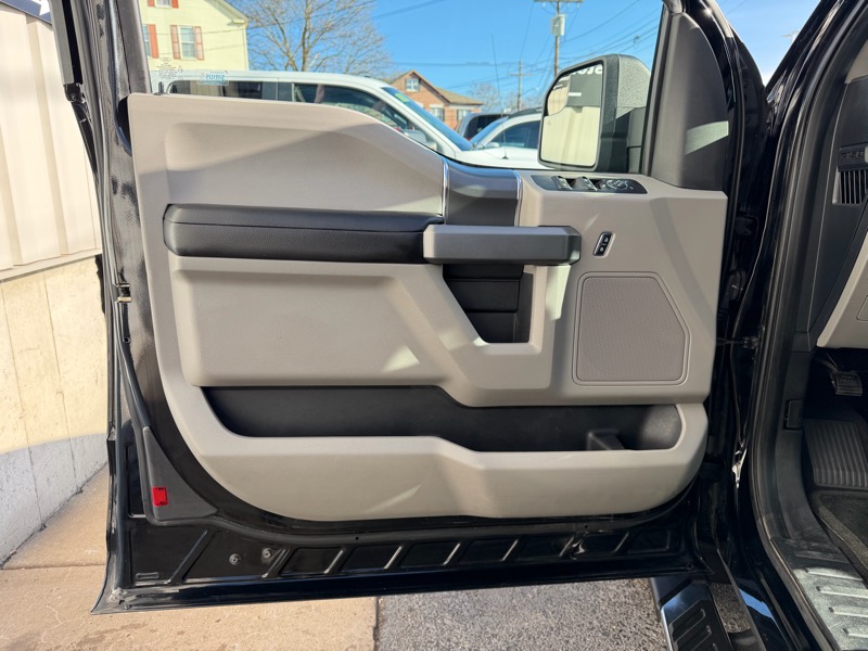 Ford F-150 XLT SuperCab 4WD 2017