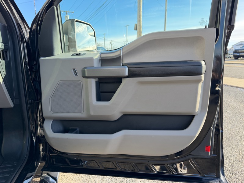 Ford F-150 XLT SuperCab 4WD 2017