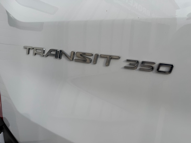 Ford Transit 350 Van Low Roof w/Sliding Pass. 148-in. WB 2020