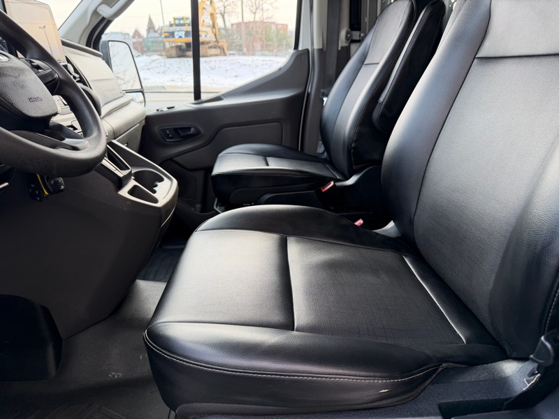 Ford Transit 350 Van Low Roof w/Sliding Pass. 148-in. WB 2020