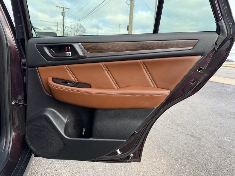 Subaru Outback 3.6R Touring 2017