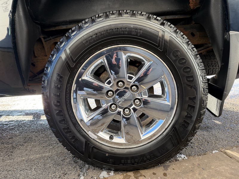 GMC Sierra 1500 SLE Ext. Cab 4WD 2011