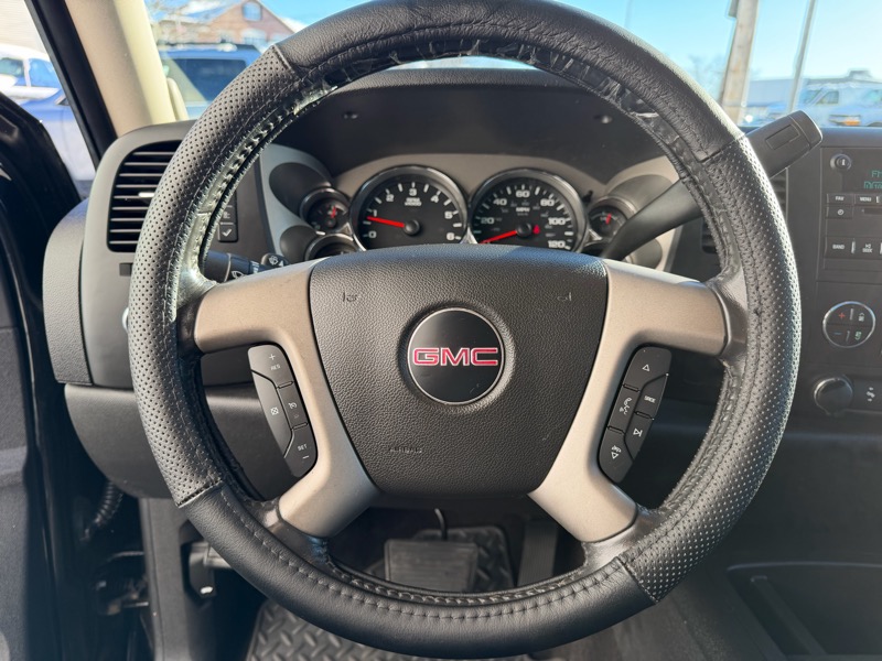 GMC Sierra 1500 SLE Ext. Cab 4WD 2011