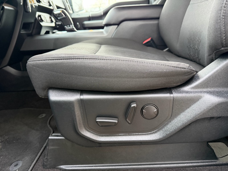 Ford F-150 XLT SuperCrew 4WD 2019