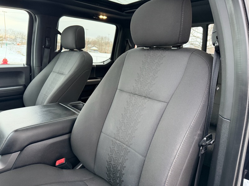 Ford F-150 XLT SuperCrew 4WD 2019