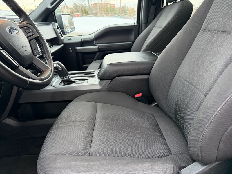 Ford F-150 XLT SuperCrew 4WD 2019