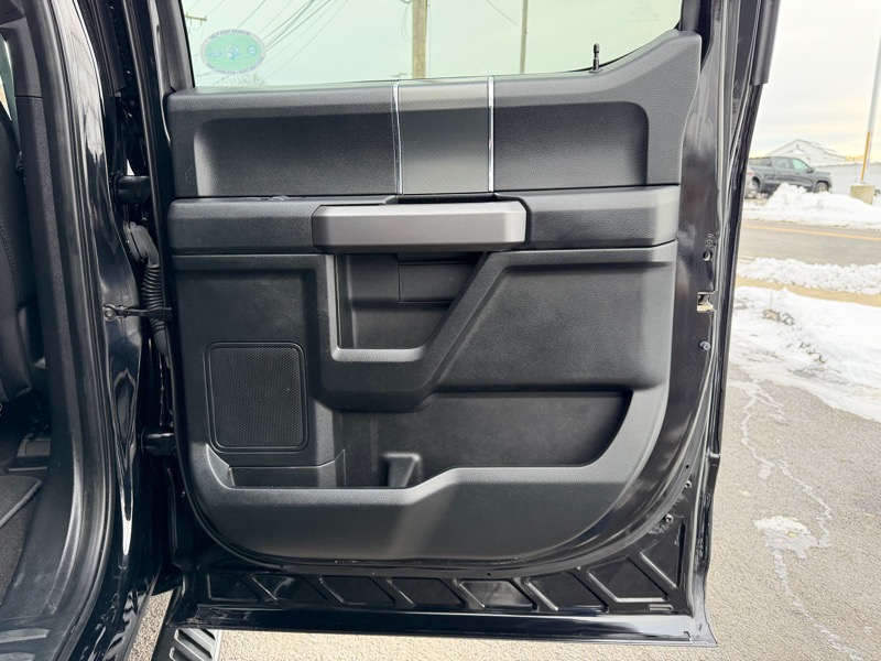 Ford F-150 XLT SuperCrew 4WD 2019