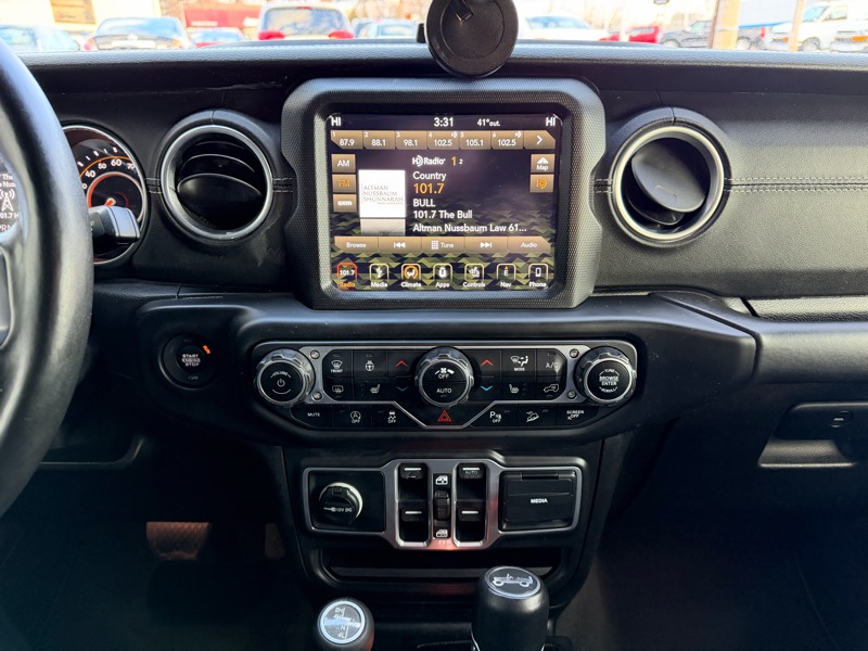 Jeep Wrangler Unlimited Sahara 2018