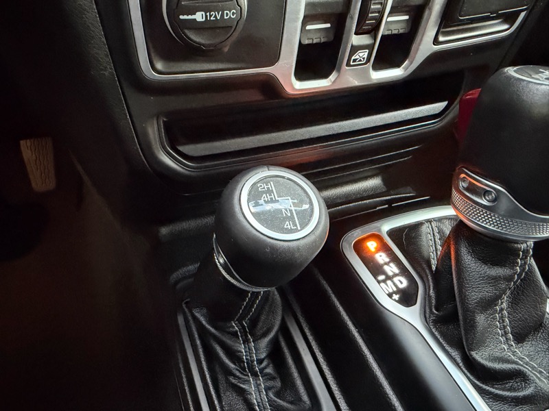 Jeep Wrangler Unlimited Sahara 2018