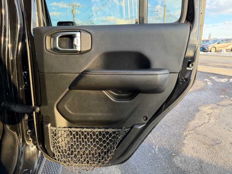 Jeep Wrangler Unlimited Sahara 2018