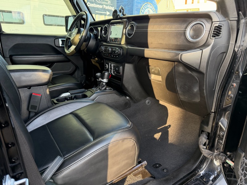 Jeep Wrangler Unlimited Sahara 2018