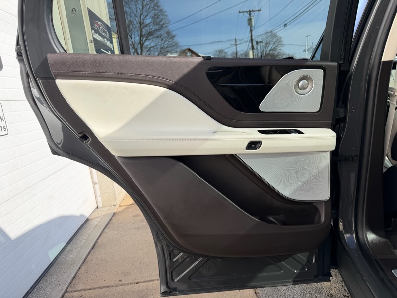 Lincoln Aviator Black Label 2023