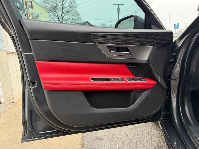 Jaguar XF-Series S AWD 2020