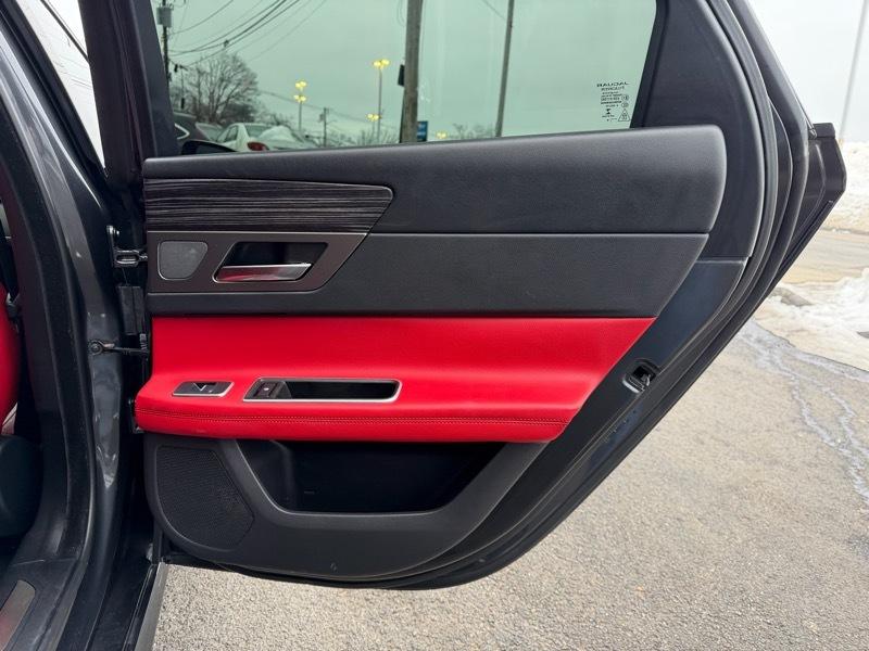 Jaguar XF-Series S AWD 2020