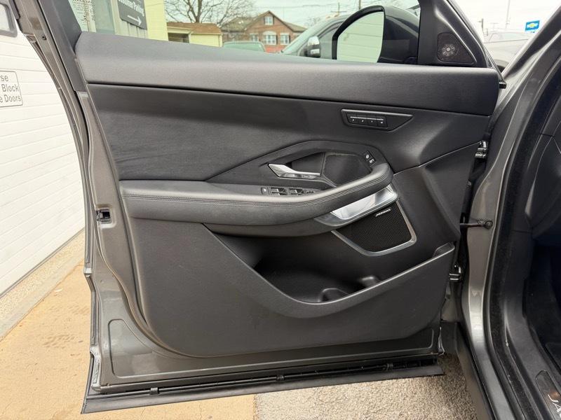 Jaguar E-Pace SE 2018