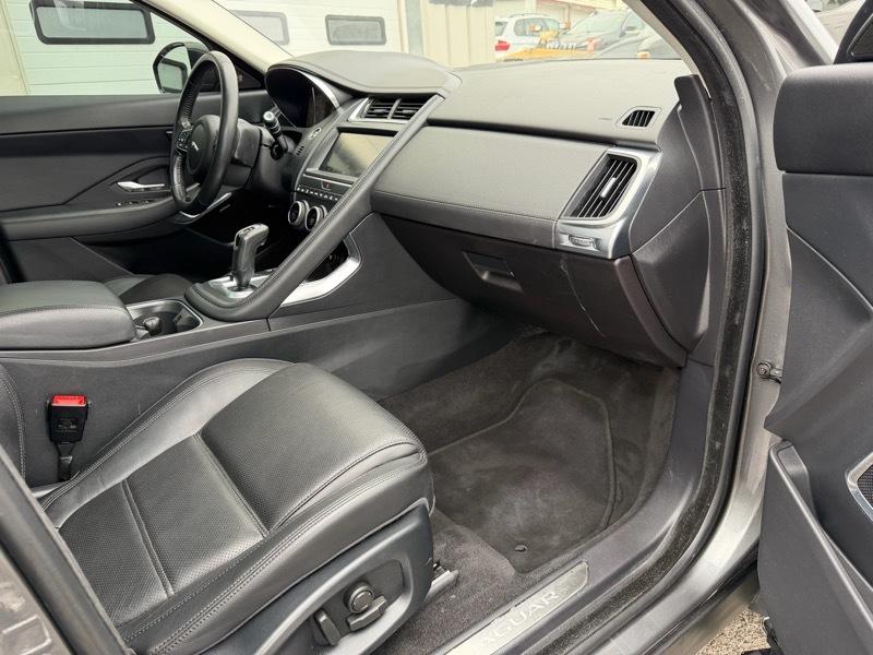 Jaguar E-Pace SE 2018