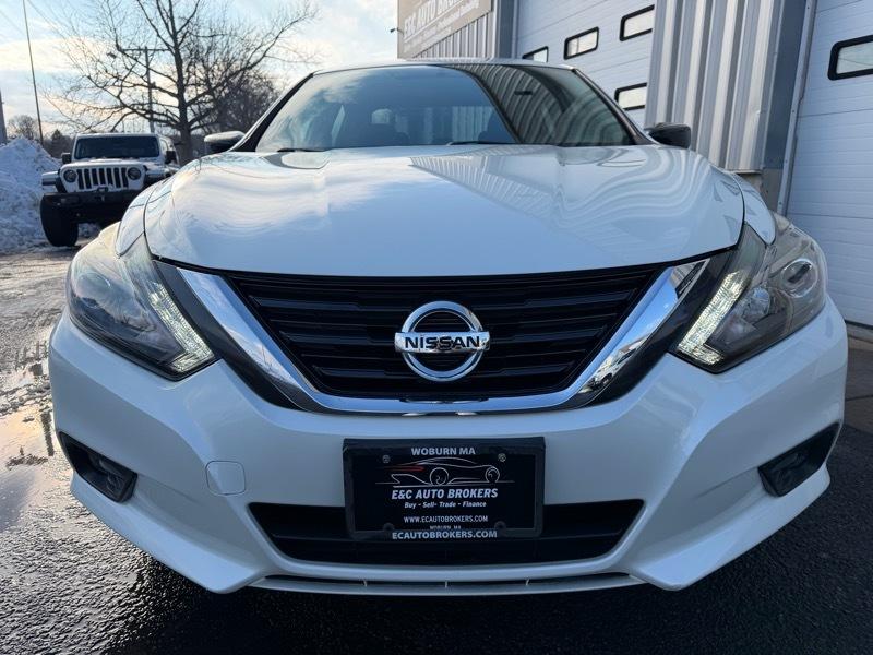 Nissan Altima 2.5 SR Sedan 2017