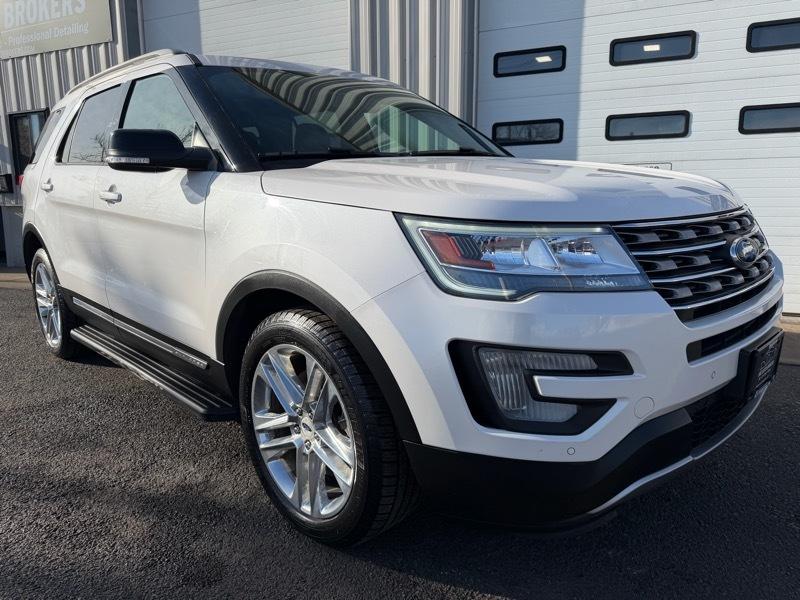 Ford Explorer XLT 4WD 2017