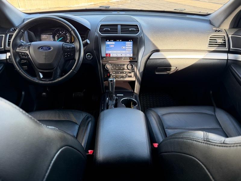 Ford Explorer XLT 4WD 2017