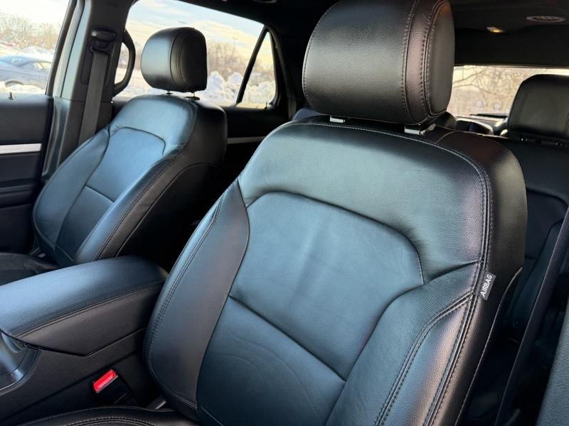 Ford Explorer XLT 4WD 2017