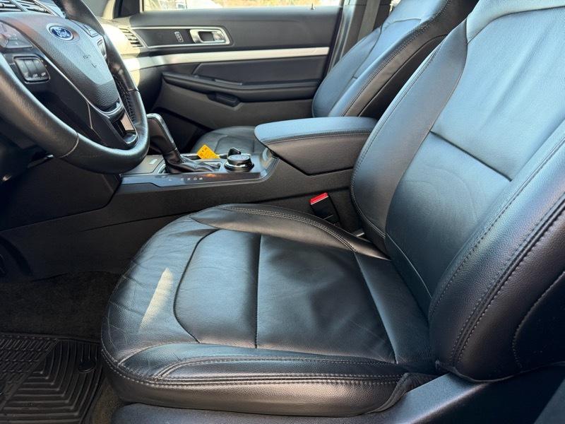 Ford Explorer XLT 4WD 2017