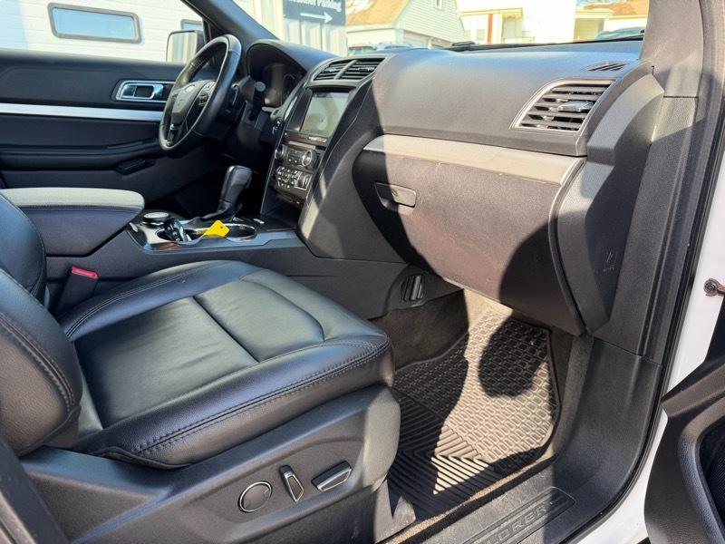 Ford Explorer XLT 4WD 2017