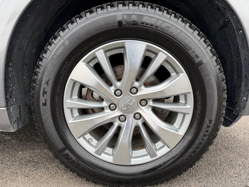 Infiniti QX80 4WD 2016