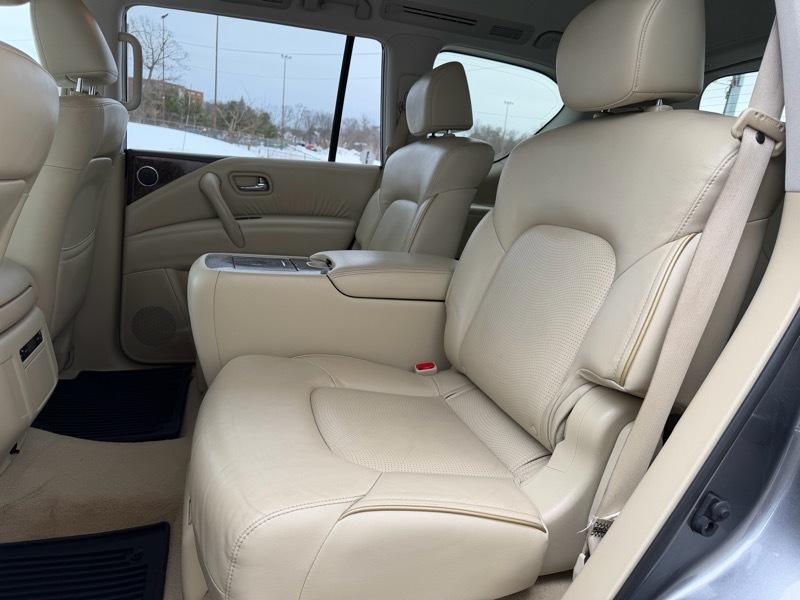 Infiniti QX80 4WD 2016