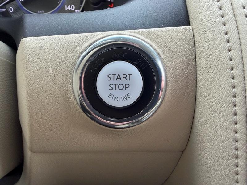 Infiniti QX80 4WD 2016