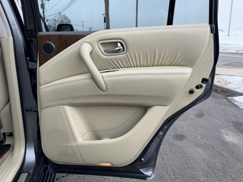 Infiniti QX80 4WD 2016